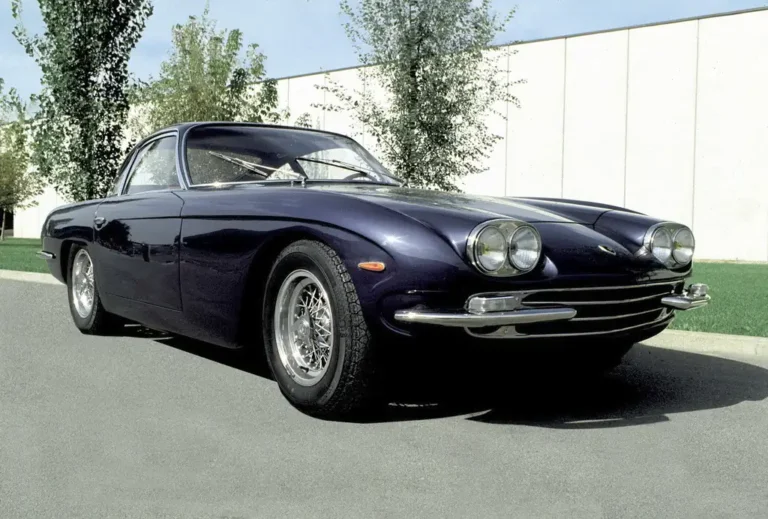 Lamborghini 400 GT: 60 років культовому Grand Tourer 1966 року